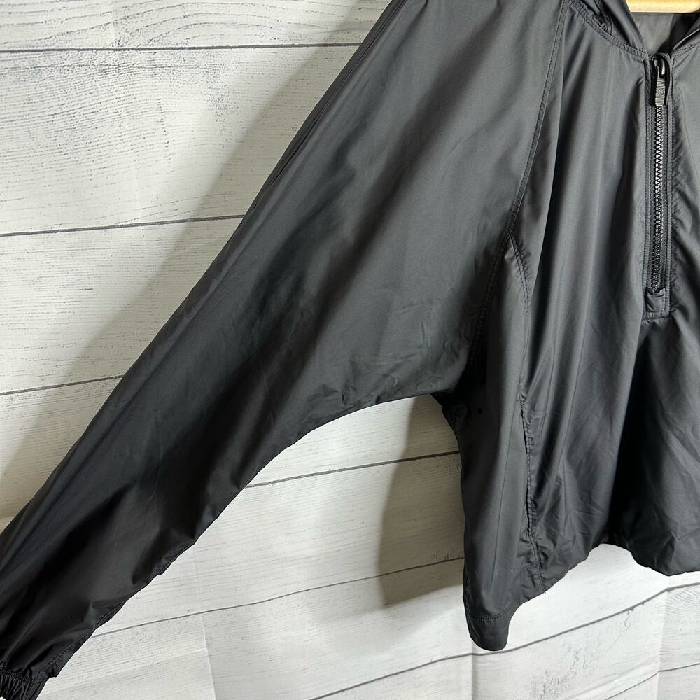 Lululemon Womens size 8 I Put A Shell On You Pullover Hooded Cropped Jacket - Picture 10 of 15